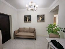 二百间小区,交2个入住,带小房,挨着八中,新华小学