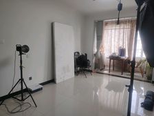 四中片区 紫金广场 115平 经典三室 三面朝阳