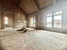 绿茵花园别墅东区独栋占地580平 格局好