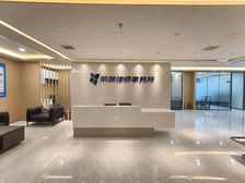 嘉亿东厦装修:精装? +1,正对电梯口,电动双开门