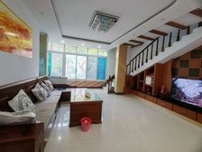 临街带铺面的别墅!东城别墅带大开间铺面带花园带露台可用5层