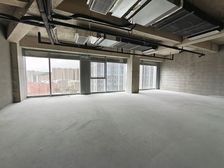 甲方直租 市北新都心甲级办公室 楼下地铁口 方正毛坯自主装修