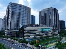 徐汇滨江,星扬西岸,芒果广场,户型方正,东南江景,精装出租