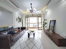 全新装修 南北通透四房 拎包可入住 看房有密码 视野通风好