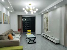 联坪新城三房一卫精装修出售