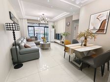 东海假日花园品质小区业主精装三房两卫装修清爽视野开阔中庭