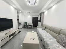 保利壹号央企楼盘品质小区业主短时间居住两房中间楼层全中庭