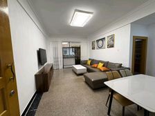 豪屋花园楼梯三楼三房两厅一卫一阳台 满五产权清晰商品房