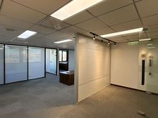 长安街东单北京国际饭店293平正对电梯 55平起租全天空调