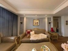 南大街万科翡翠公园洋房精装3居拎包入住