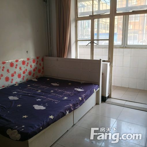 紧邻开十学区,黄金二层,南北通,家电齐全,拎包入住,干净整洁