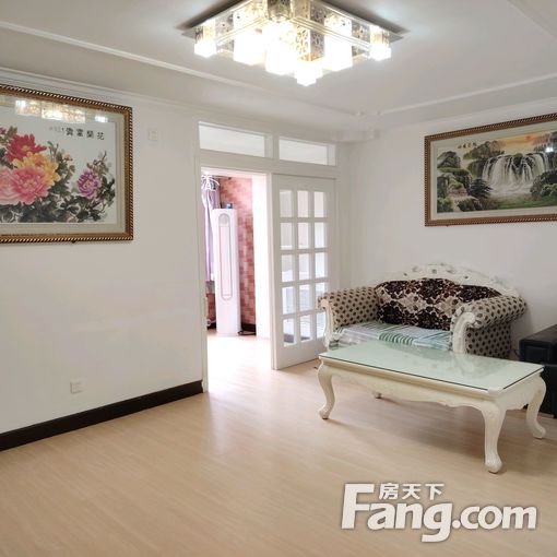 八里庄北里环卫家园两居电梯房出租,大客厅