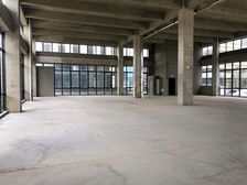 一楼 层高7.2米 可办公 适合各种行业李沧区重庆路旁近地铁