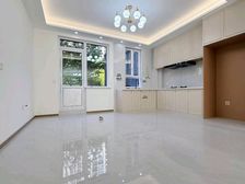 佰和悦府124平精装|高级中学南商品区一楼带院|提刀砍价