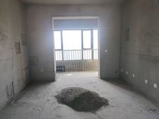 顺兴街小学东邻 101平 经典三室 南北通透 毛坯房