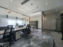 嘉宏振兴中心82方精装修1+1格局带家具3800每月