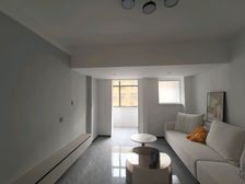 四 中 芳苑小区 2室1厅 老证带小房 精装