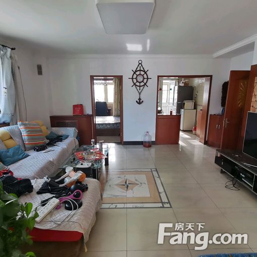 民生大厅后侧,紧邻京师实验小学,步梯一层