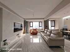 此房精装修,洋房 自装20多万 拎包就住,采光好,央企物业