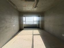 三中 碧桂园天悦府 126平三室两卫 毛坯有证