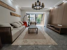 漓江郡府一梯两户坐北朝南122平3房2厅2卫精装全配128万