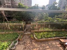 顺外路梦时代一楼带院子 1号2号地铁 南昌十钟书包