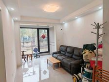 带院子,装修清爽提包入住,厅通阳台南北通透,蒋王大润发商圈。