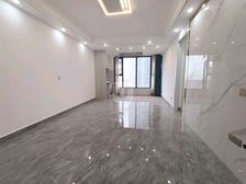 建材港附近,精装三居,电梯中层