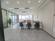 阳光金融大厦,精装修带办公用具3加1格局,双面采光东南朝向