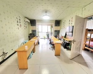 【免双稅】四中旁 接孩子更安全 双明卫 三阳开泰户型 房少