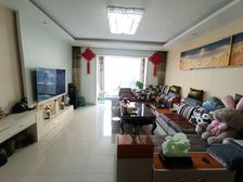房东急售南城门旁边精装三房两厅一卫 带所有家具家电拎包入住