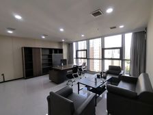 地铁口 高铁站旁 中登文景大厦 408平 9+1格局 带家具