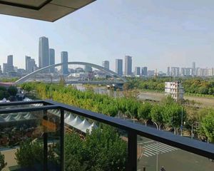 浦东前滩晶鸿名邸 南向精装四房 160平品质住宅