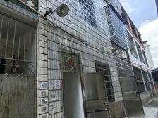 金鹏花园附近整栋三层出售只需 52.8 万证件齐全随时过户!