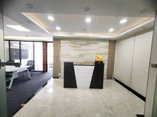 财富国际广场,龙光世纪,精装修带全套办公用具2加1格局,朝东