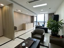 天河新天地整层 1800 方|现成医美大平层 地铁口