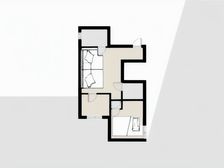 小区门口第二排,位置好出入方便,两室一厅有电梯