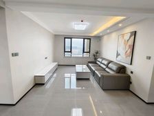 ?124㎡实景豪华装锦泰府电梯高层三室全屋家电配老证无忧购