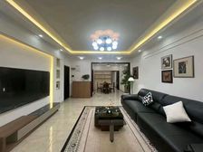 酒城大道城西次新小区 电梯小高层 三室两厅 成色新