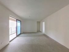 泸州附近标准大三房 电梯好楼层 业主甩卖