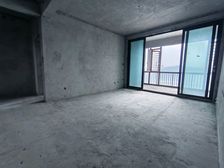 江边大平层 高端小区 清水四房 视野开阔