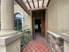 高新核心泰和上筑类独栋 电梯入户 大院子 多套房源随时看