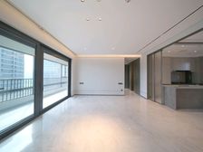 越秀和樾府176平四房三卫900万