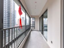 越秀和樾府143平四房两卫730万