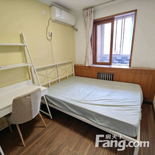 龙泽 回龙观西大街 龙华园二区次卧阳台 自如公寓