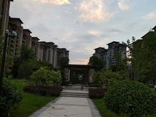 急售: 寿昌恒大玉泉四季50方住宅,精装修14.5万