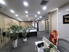 未央主干道 双地铁口 经发大厦 438平 8隔间40人工区