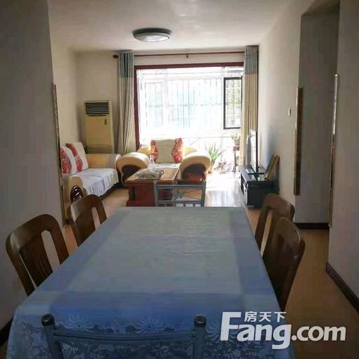 小区环境优美配套设施齐全