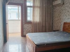 金山桃园新村,小区环境幽静,配套设施齐全,低价急售