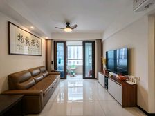 业主自己装修的,家具家电可留,只交契税,另有车位,42书包